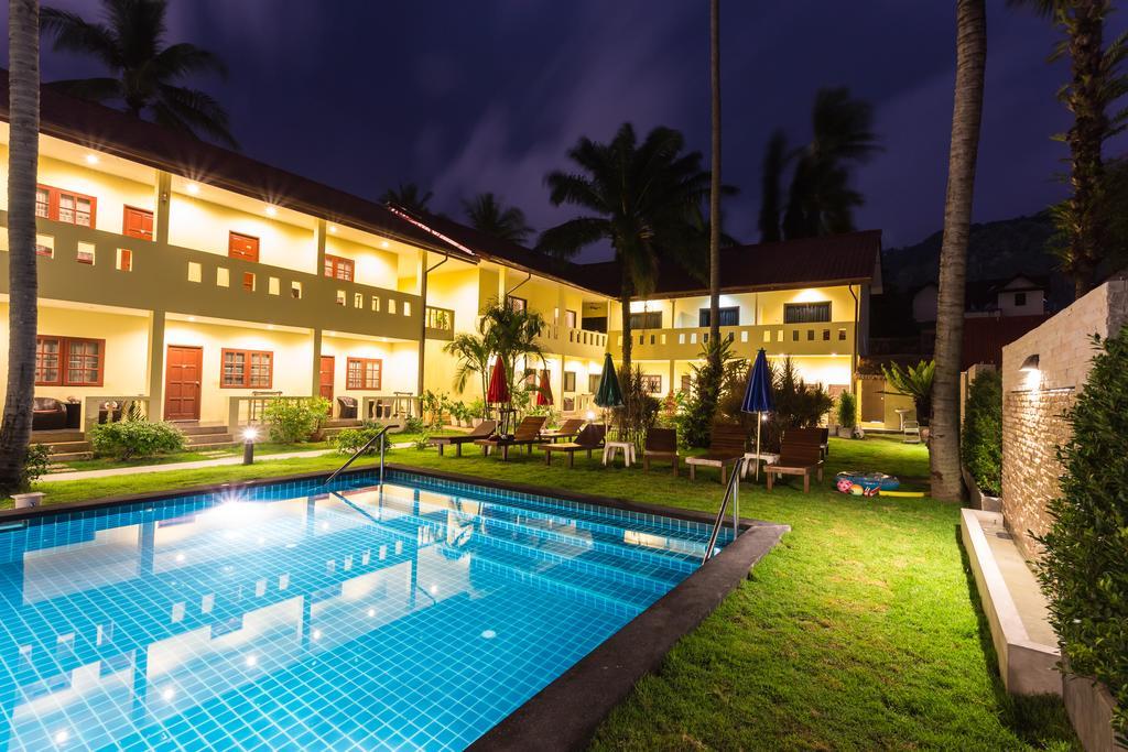 Khách sạn Austrian Garden & Restaurant